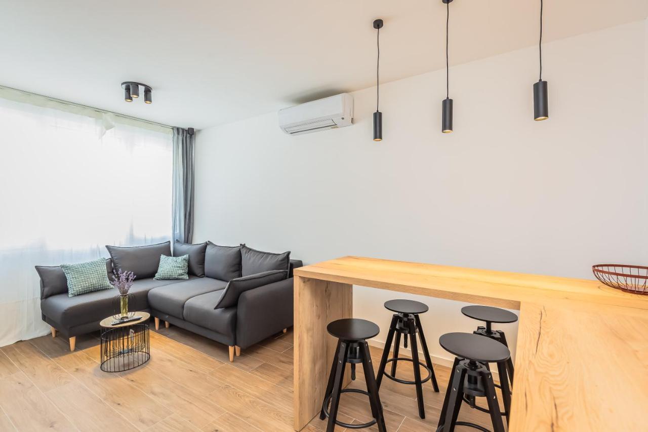 Vogue Apartments Omiš Exterior foto